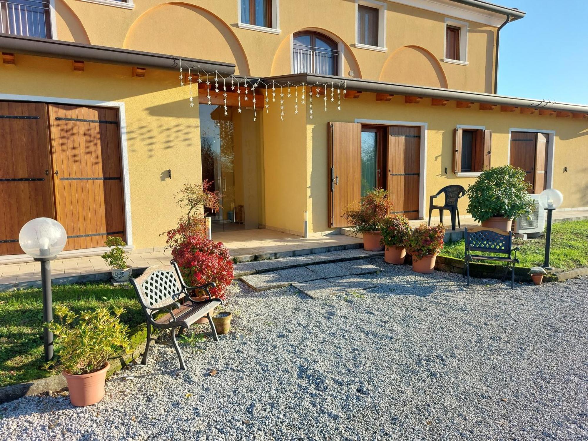 Agriturismo Il Melograno Tessera Exterior photo