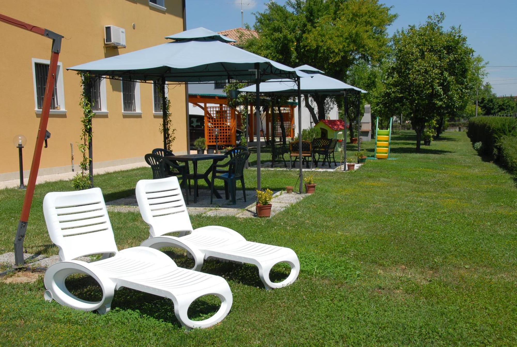 Agriturismo Il Melograno Tessera Exterior photo
